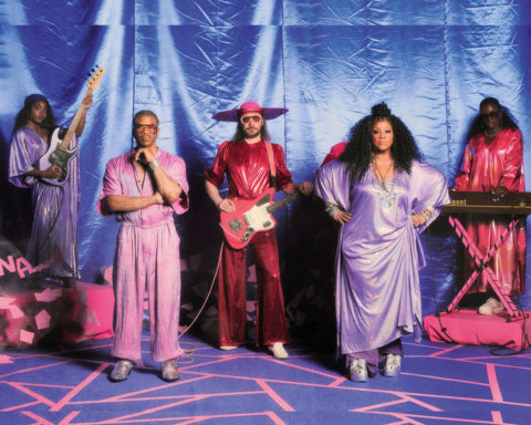 Photo Arp Frique & The Perpetual Singers