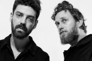 Photo Red Axes